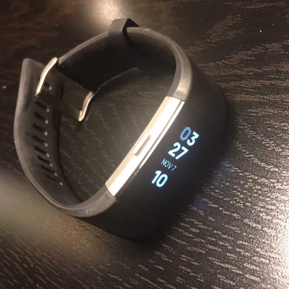 Fitbit Charge 2 + Heart rate & charger included
